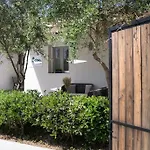Pierina House